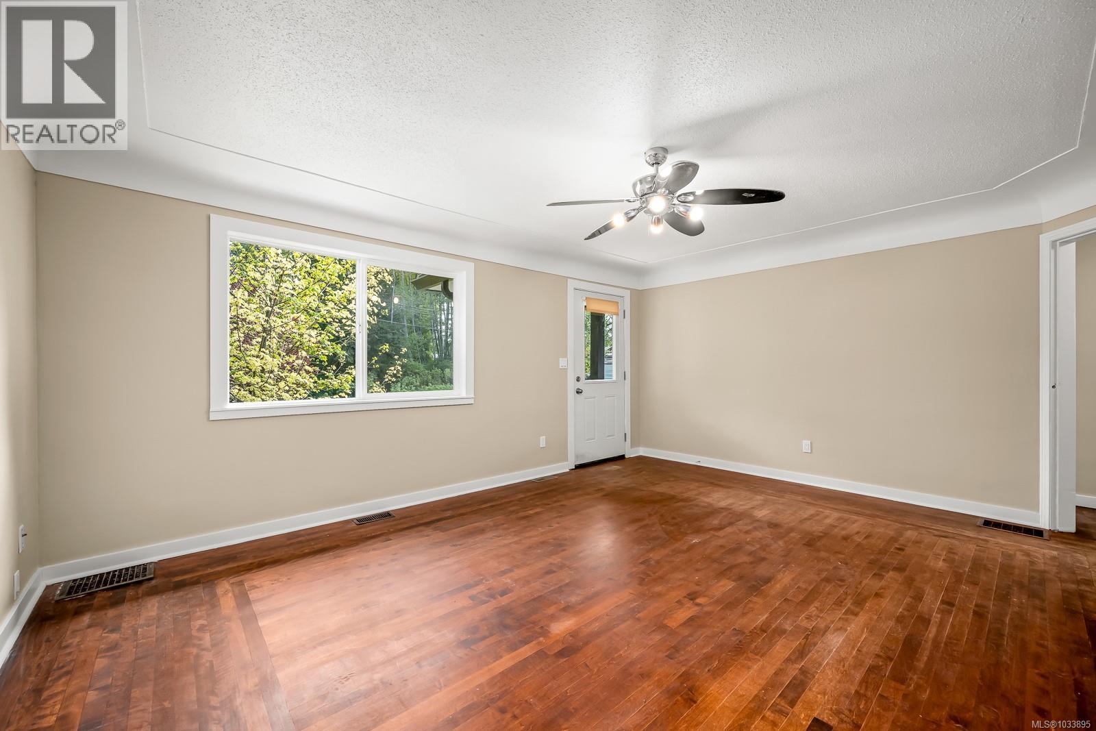 290 Herondale Rd