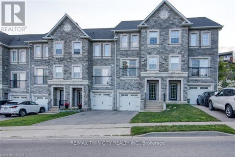 43 WOOLWICH STREET Kitchener ON N2K1S2