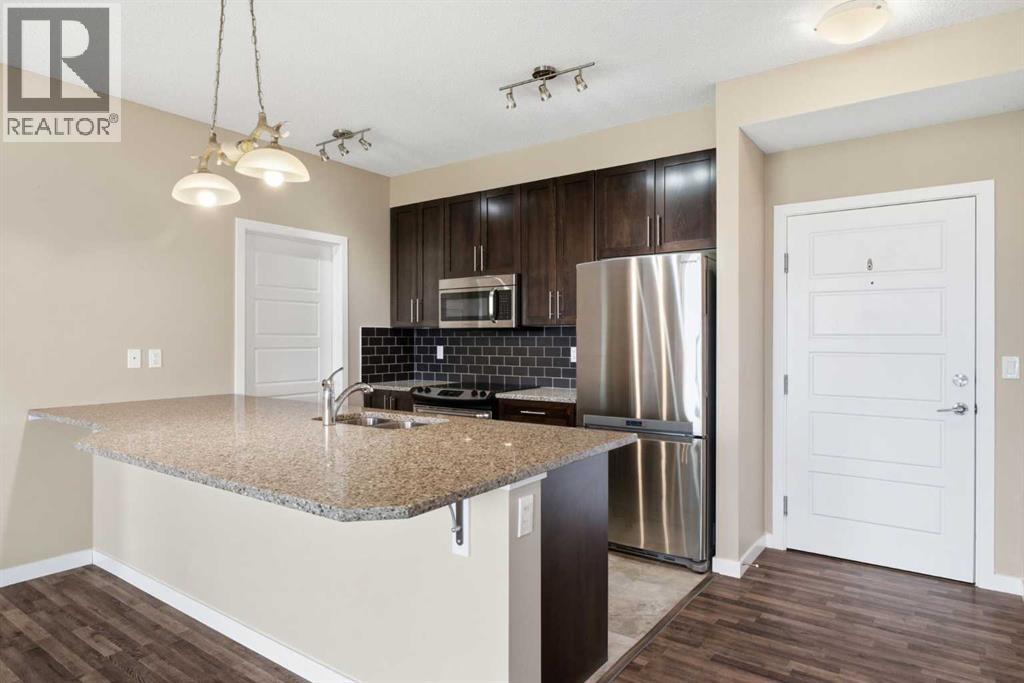306, 207 Sunset Drive
