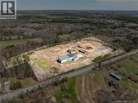 815 Gorge Road Moncton NB E1G3H6