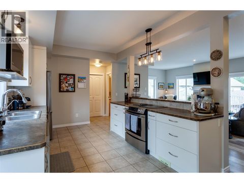 1798 Olympus Way Unit# 15 West Kelowna BC V1Z4A6