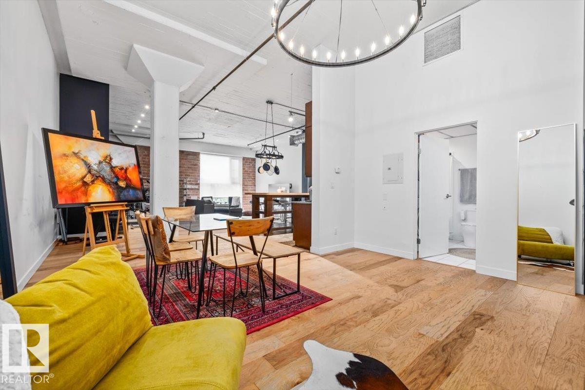 #237 10309 107 ST NW