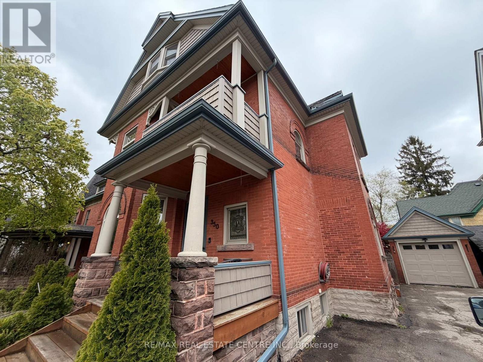 350 QUEEN STREET S