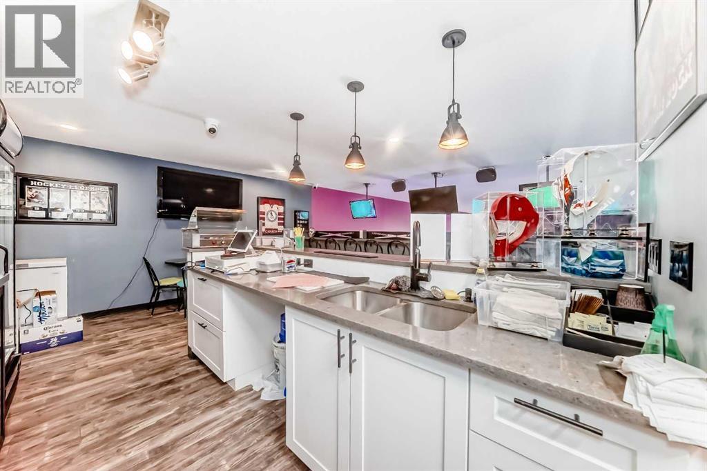 105, 245 Canal Avenue