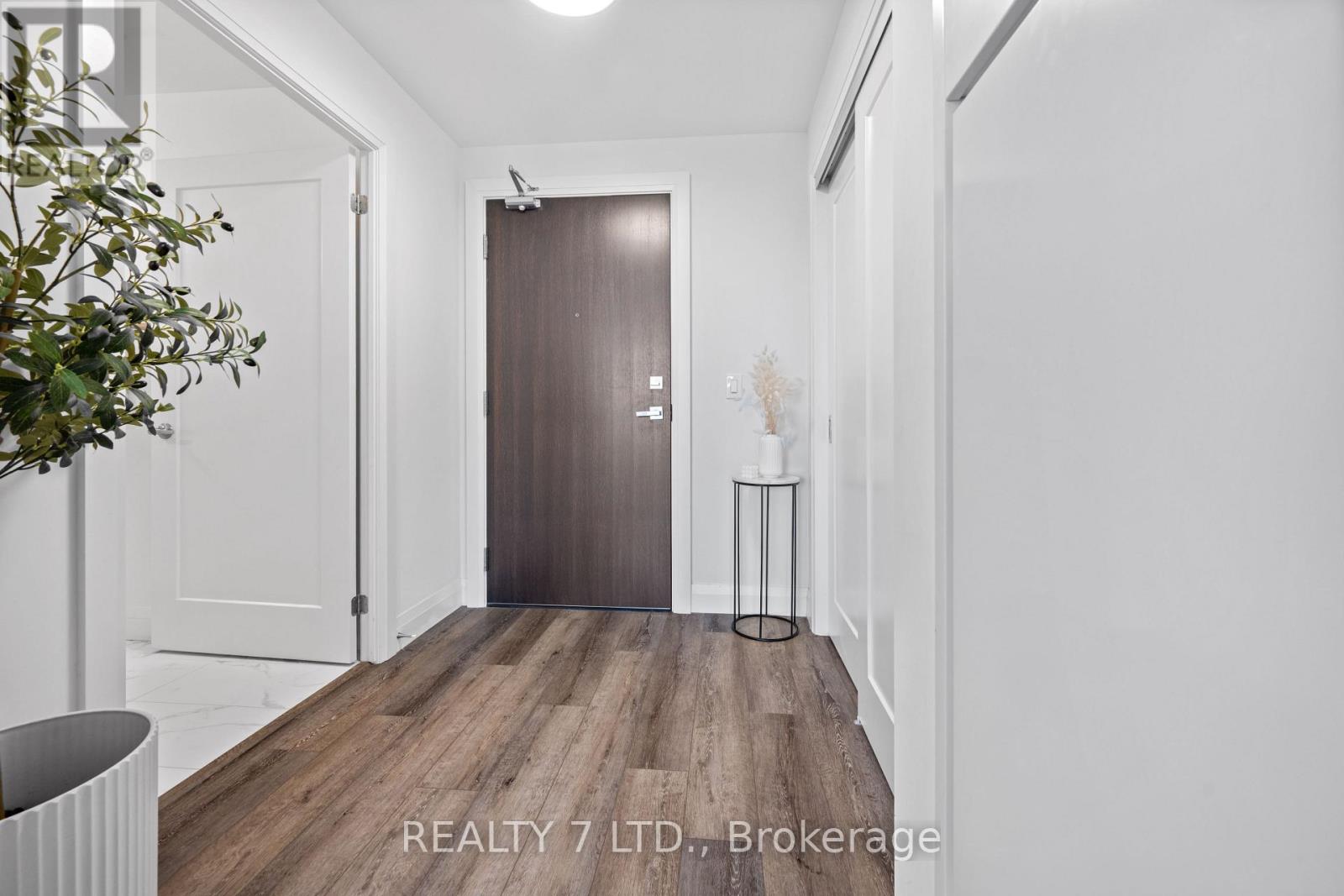 1701 - 500 BROCK AVENUE N