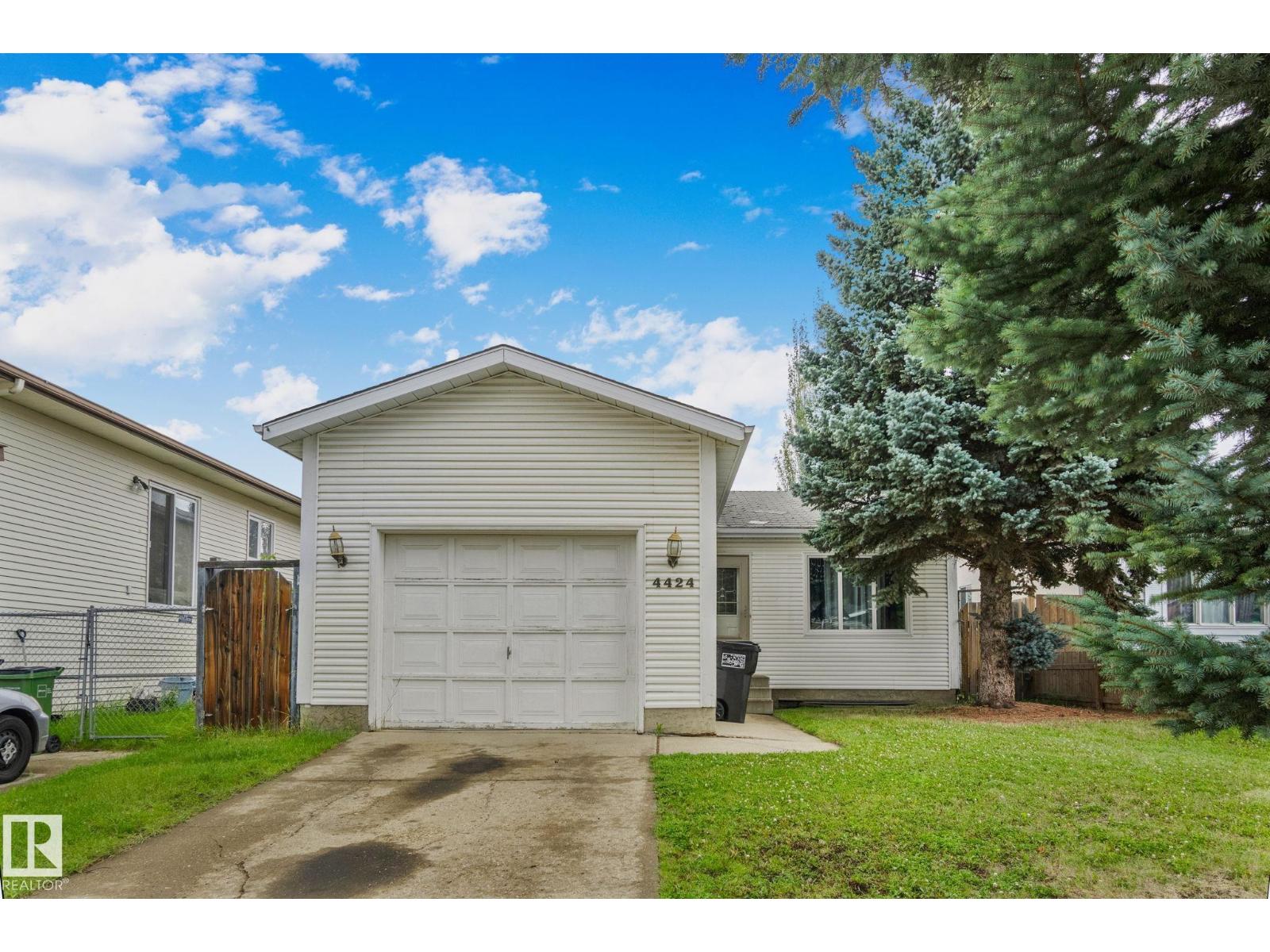 4424 32A AV NW