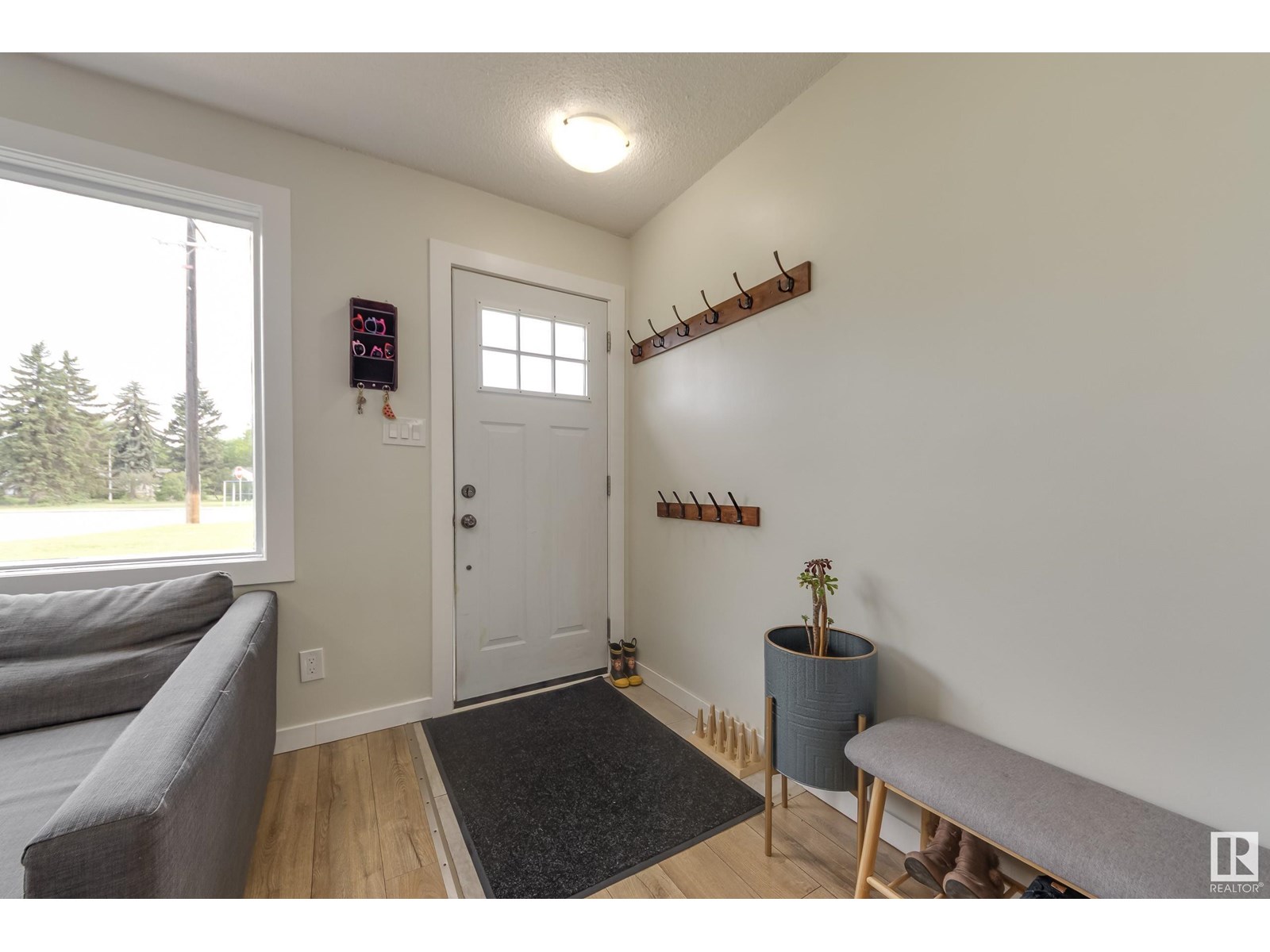 13503 132 AV NW