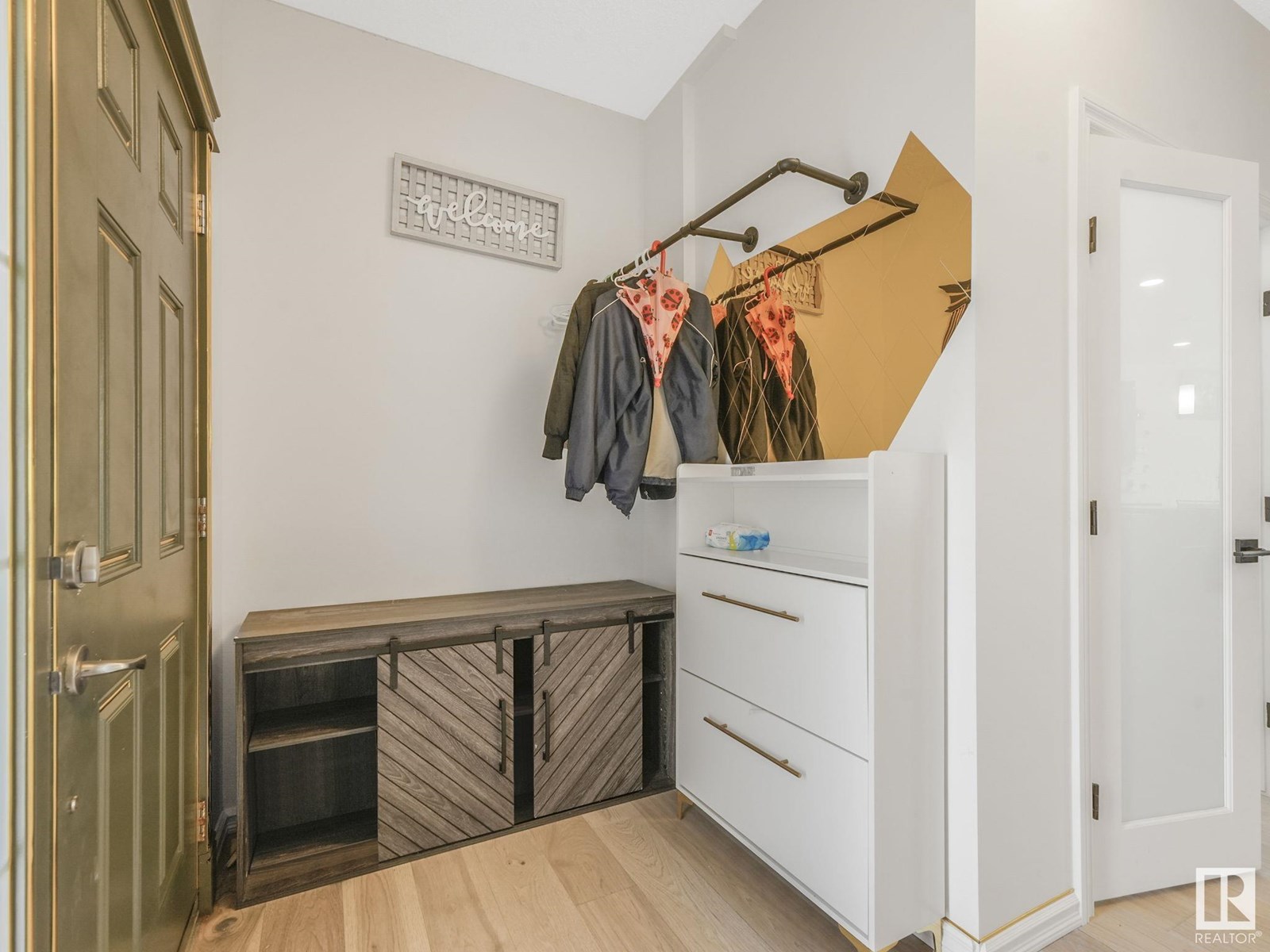 21331 51 AV NW