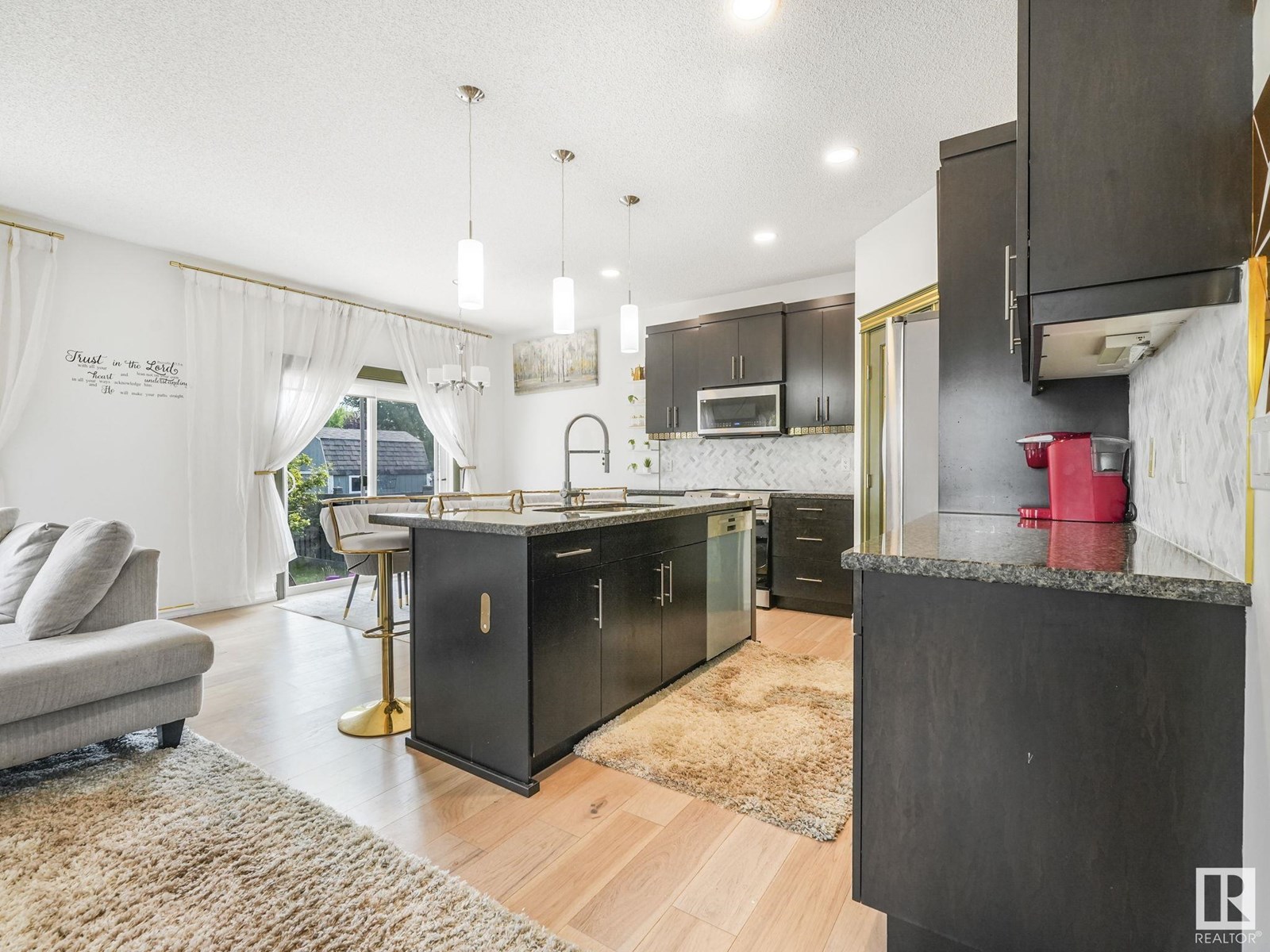 21331 51 AV NW
