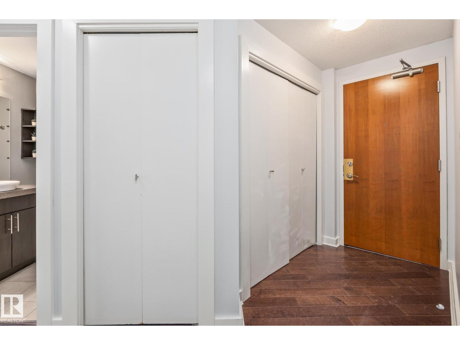 #2304 10152 104 ST NW