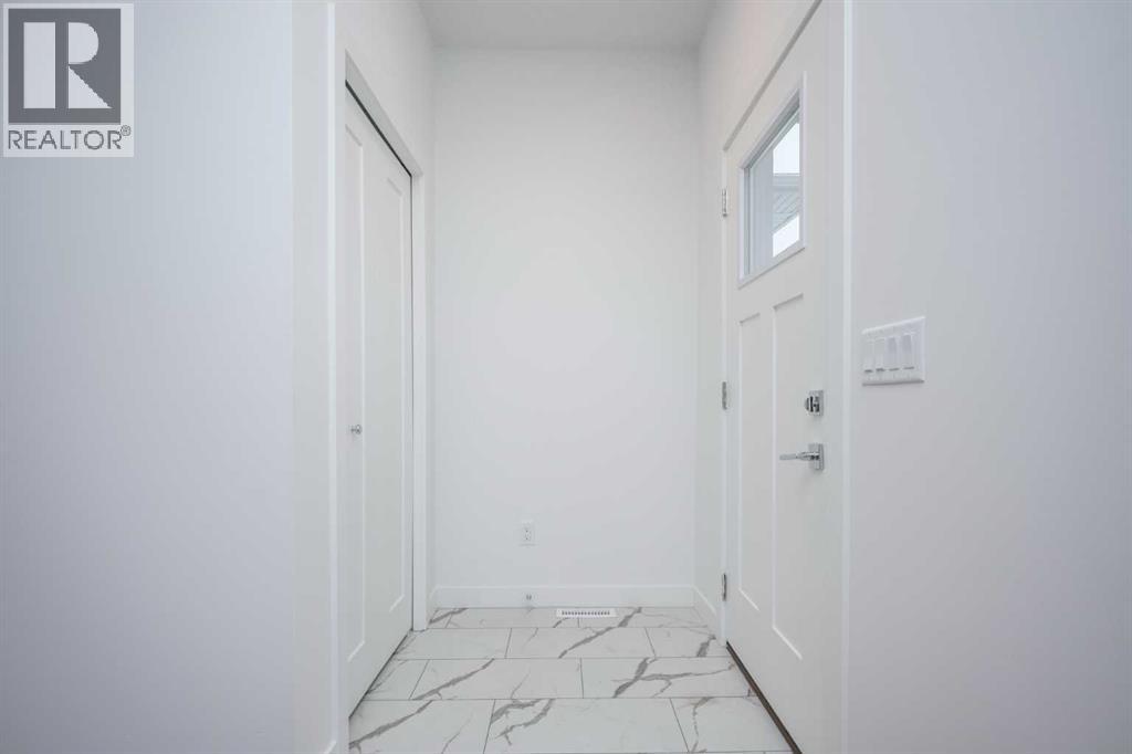 1020 West Lakeview Drive