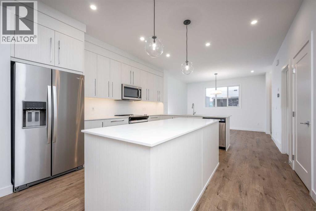 1020 West Lakeview Drive