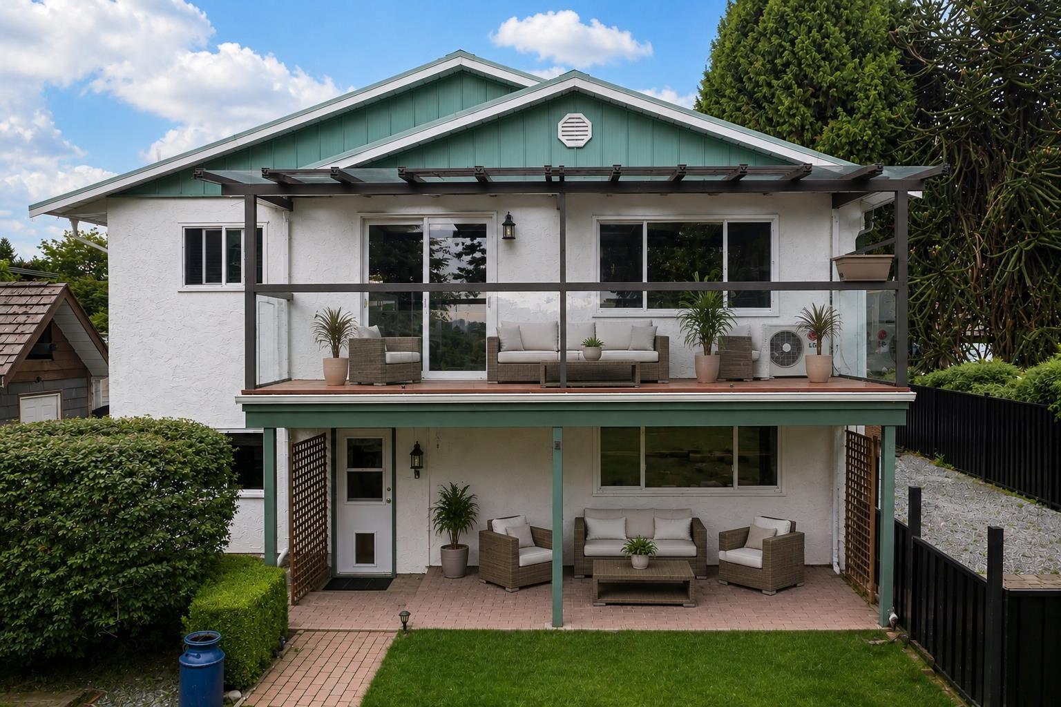 7655 WOODCOCK CRESCENT