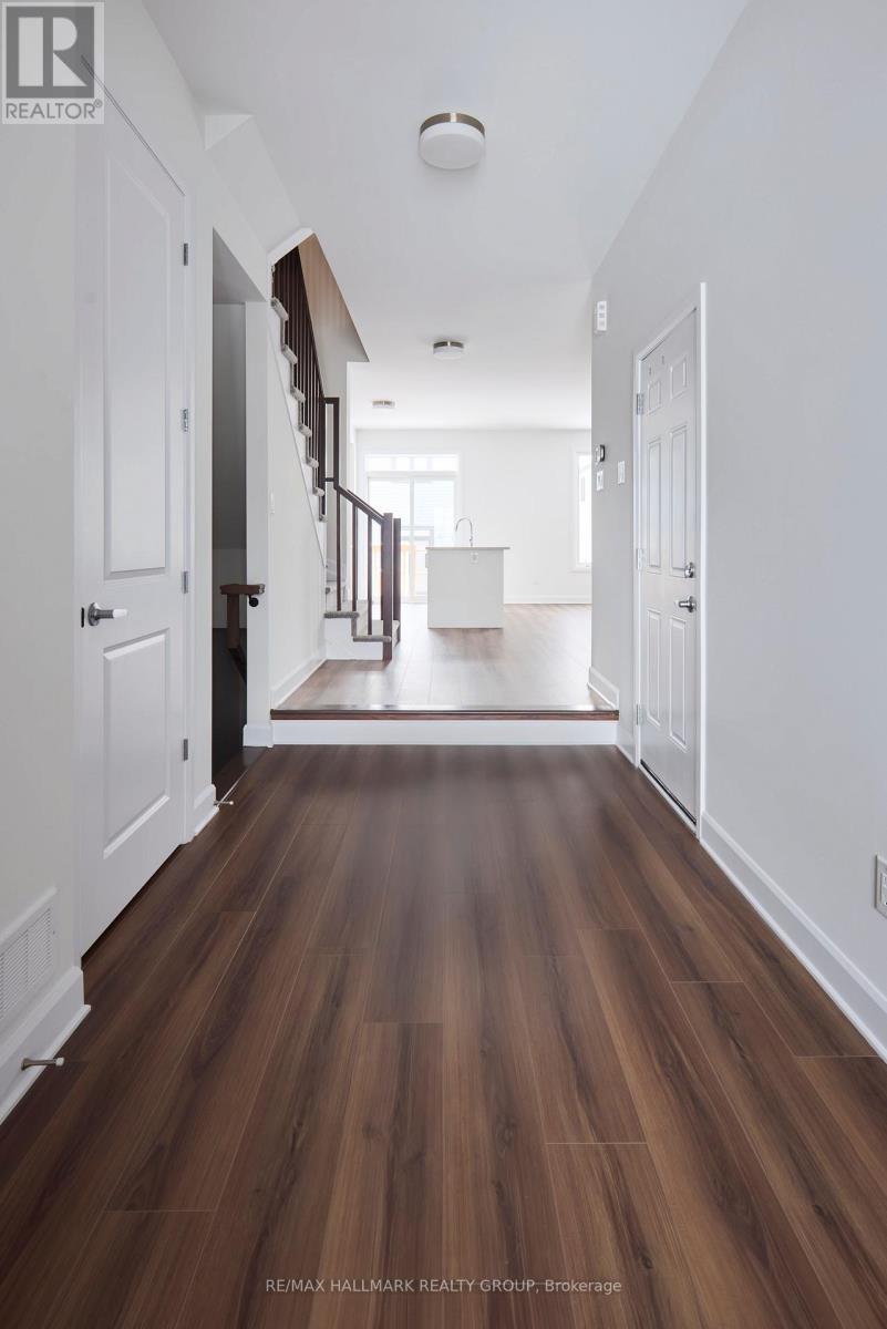 578 ROUNDHOUSE CRESCENT