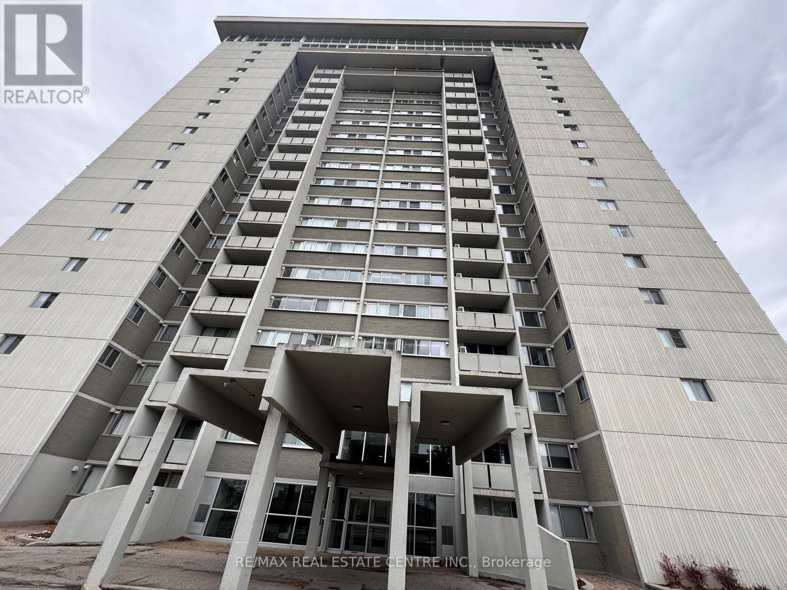 603 - 375 KING STREET N