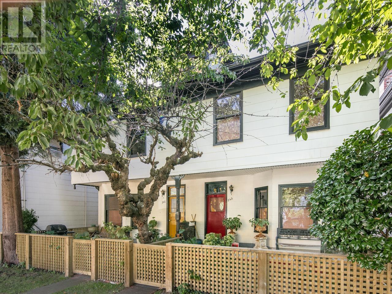 795 KEEFER STREET