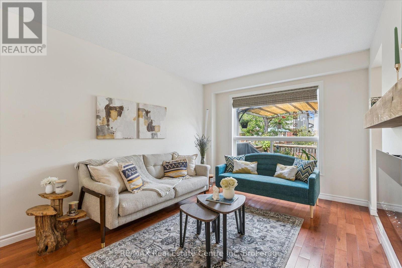 24 WILKIE CRESCENT