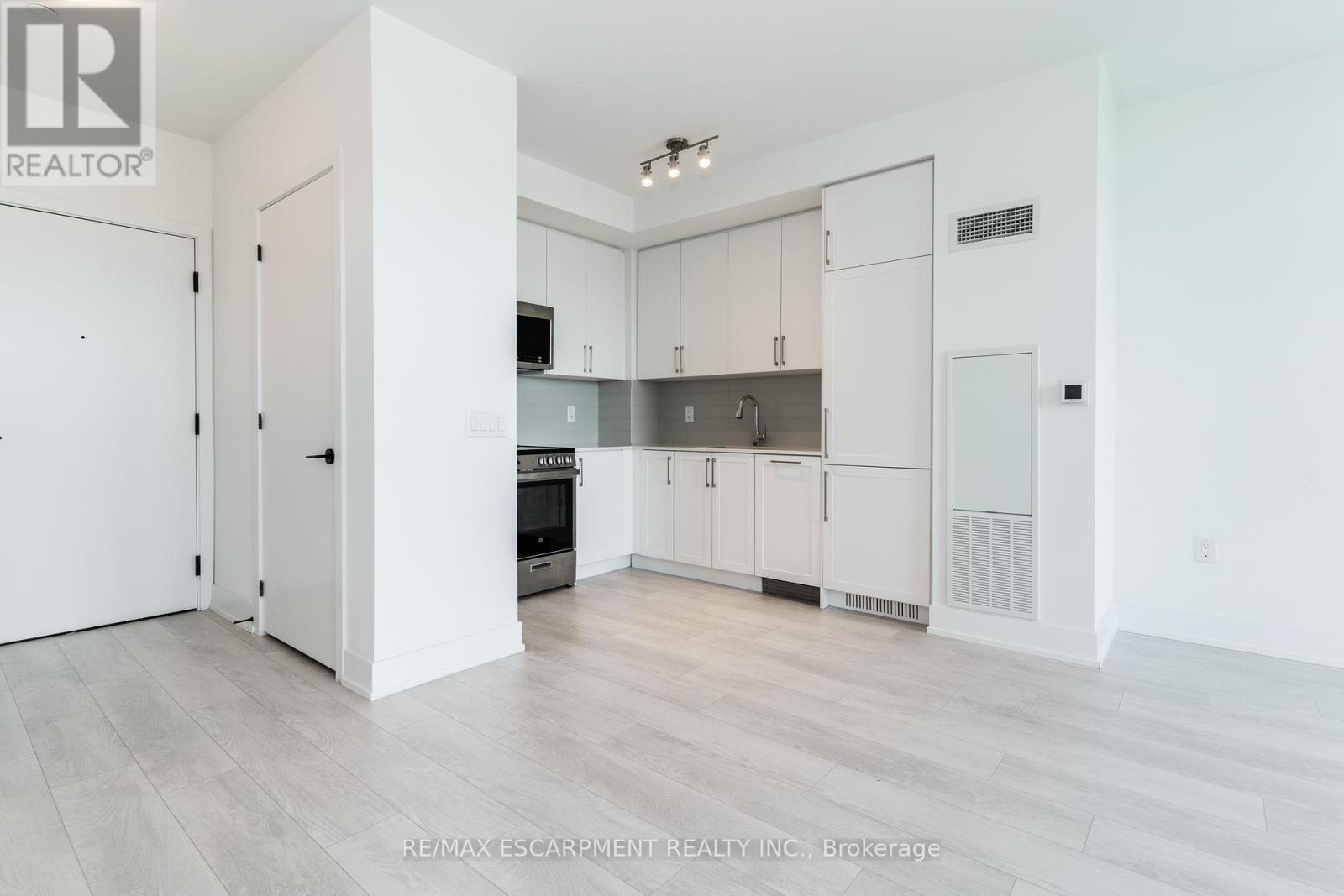 614 - 2450 OLD BRONTE ROAD