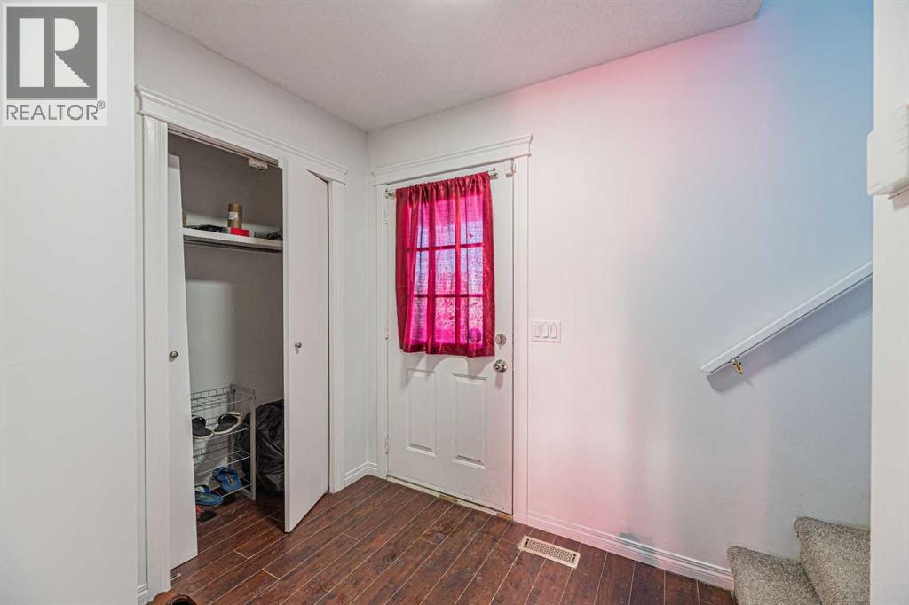 38 Martindale Drive NE