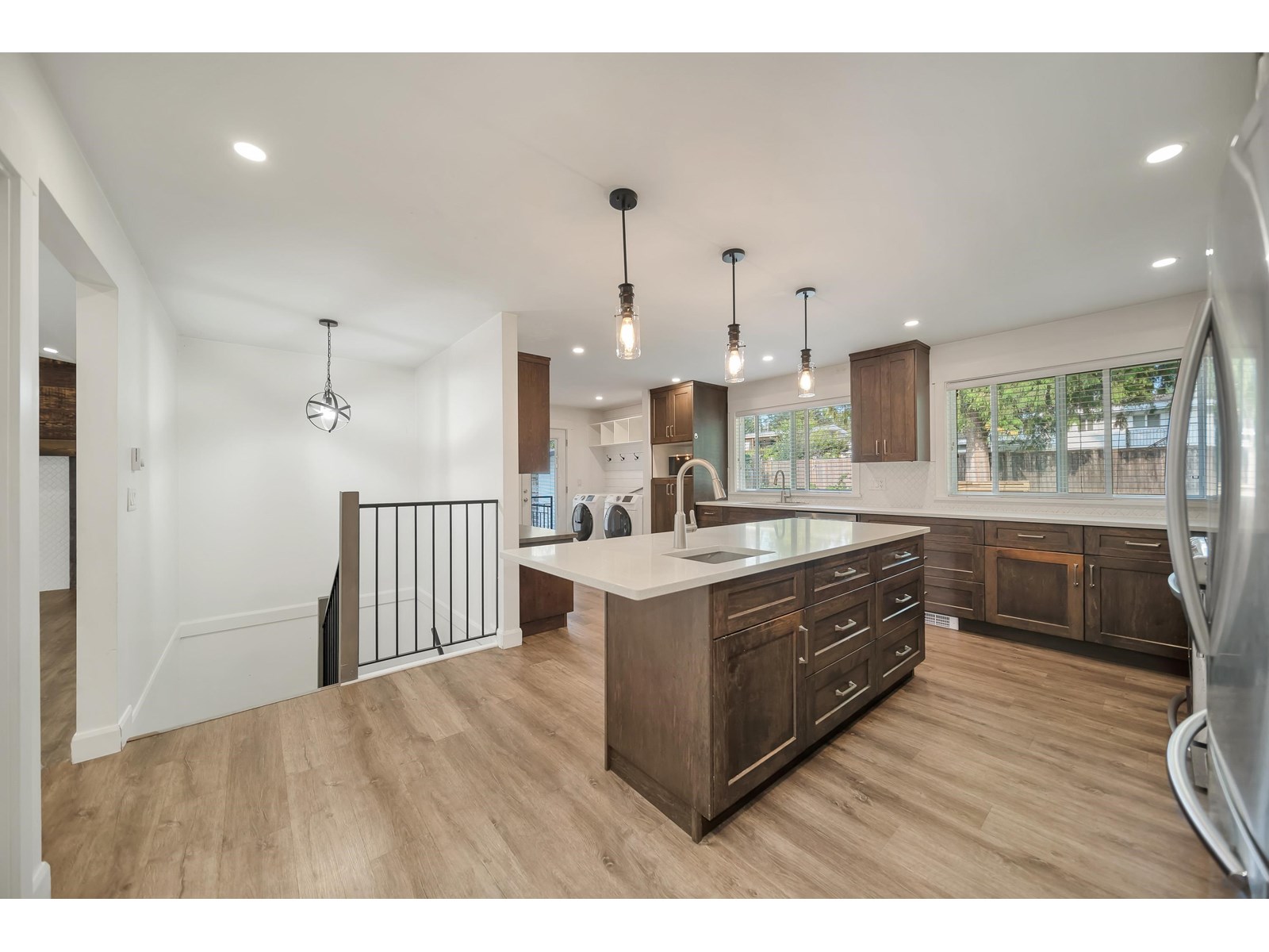 2152 MAYWOOD COURT