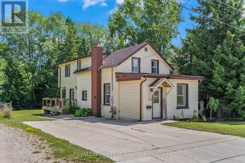 343 10TH AVENUE Hanover ON N4N2N4