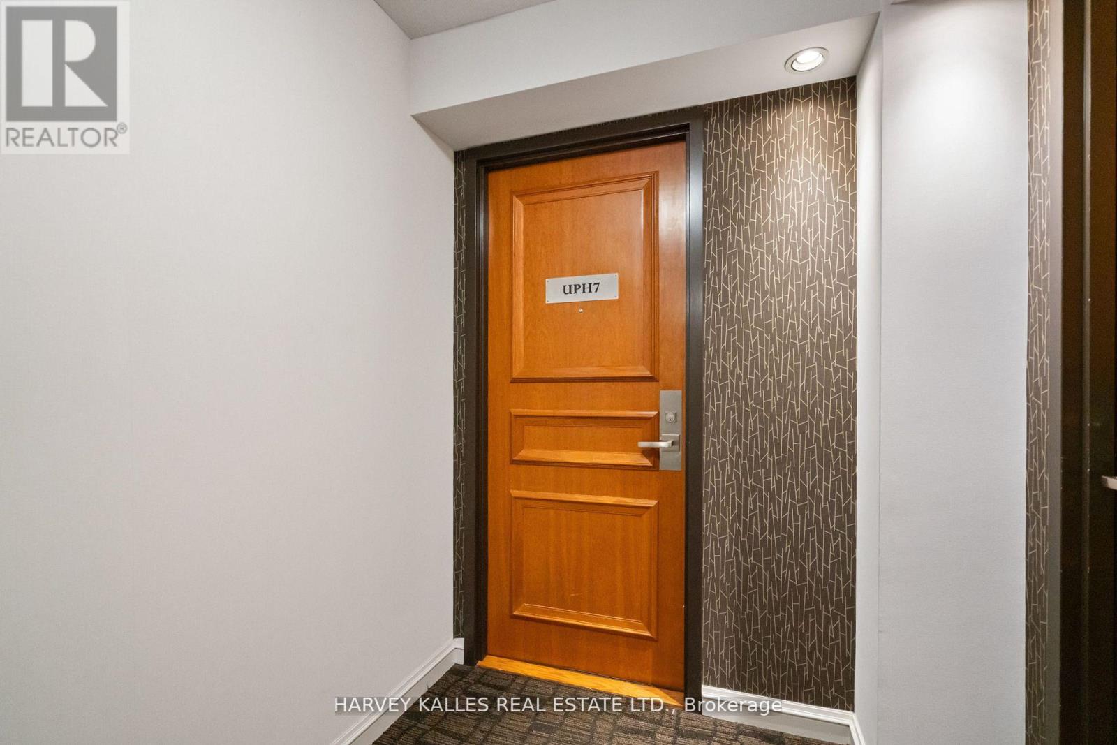 UPH07 - 256 DORIS AVENUE