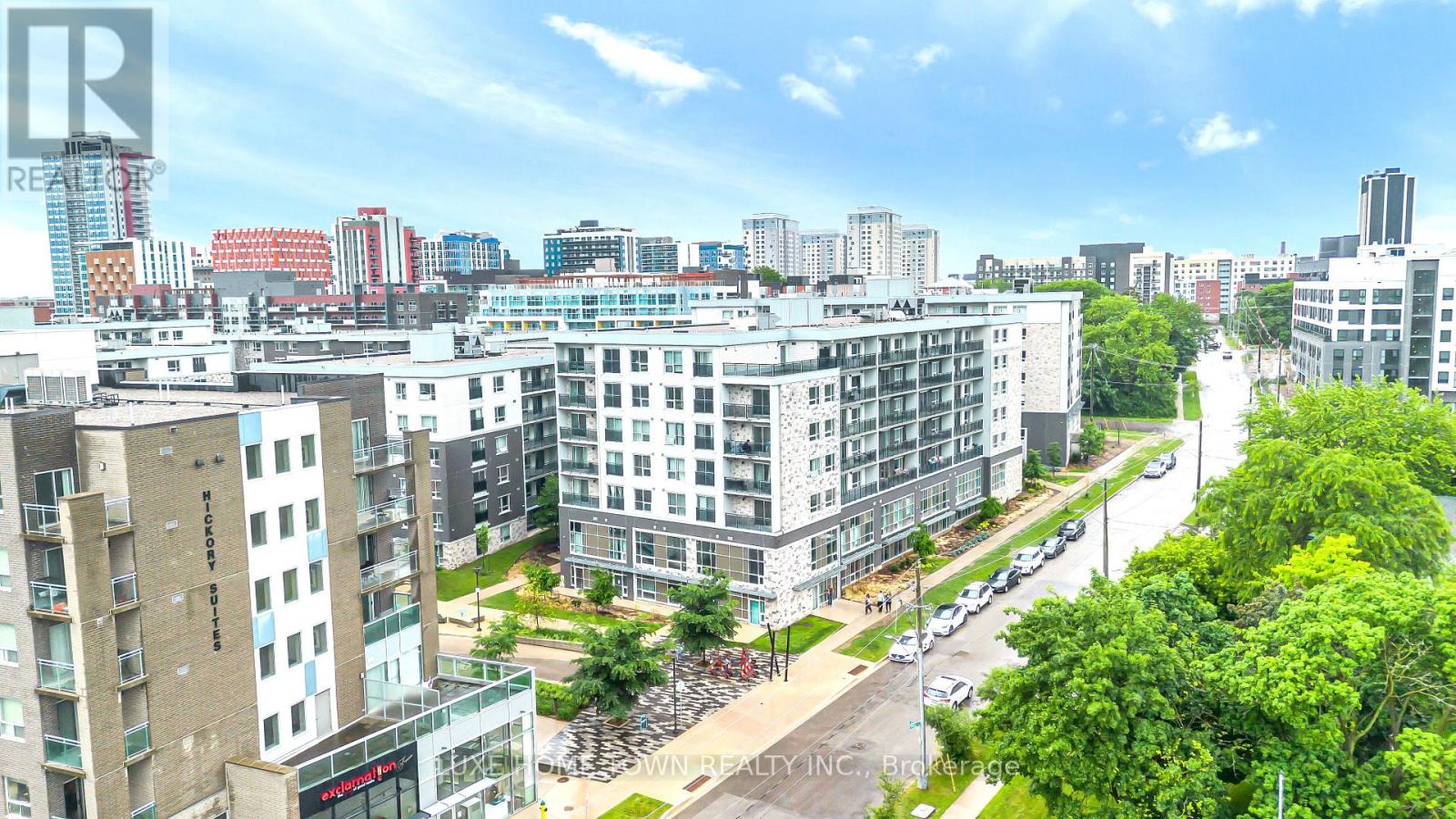 G104 - 275 LARCH STREET