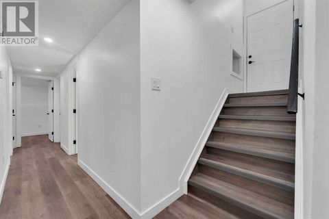 3, 7420 Hunterview Drive NW Calgary AB T2K5J2