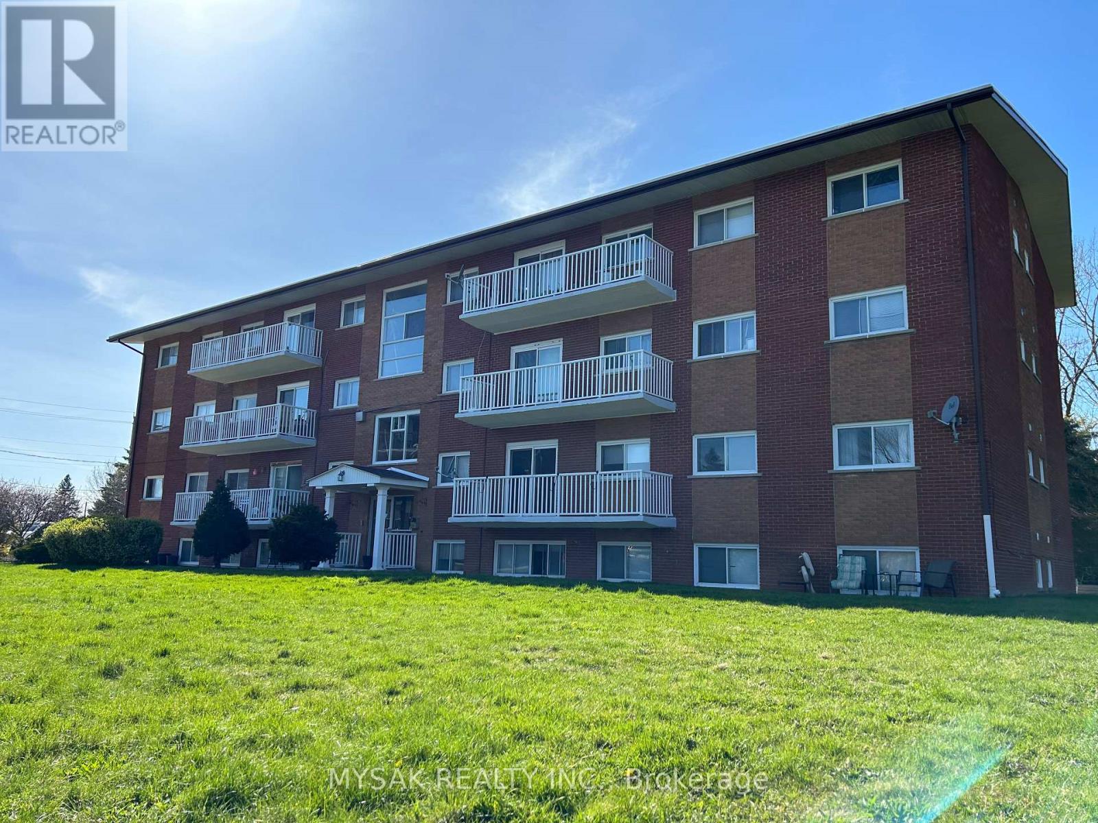 497 VICTORIA ROAD N