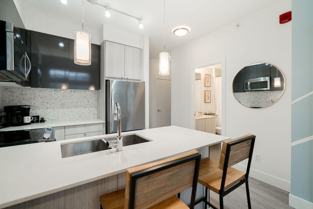 409 6468 195A STREET