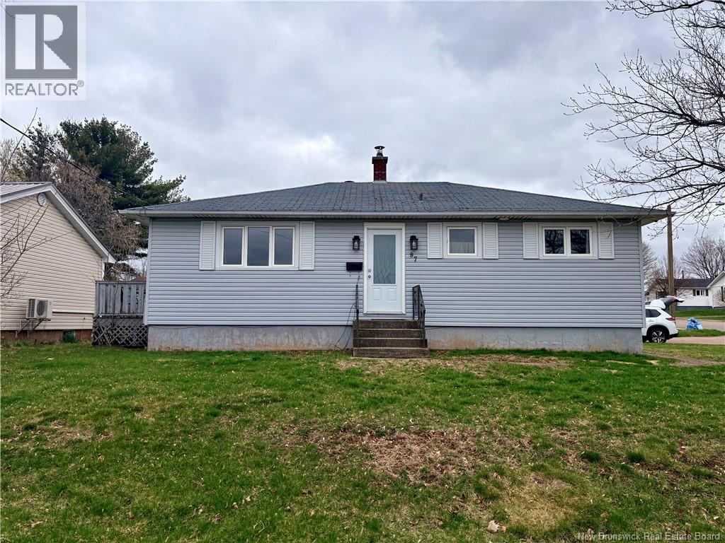 Photo 1 of 14 — 97 Highlandview Road, Moncton, NB E1A2L1
