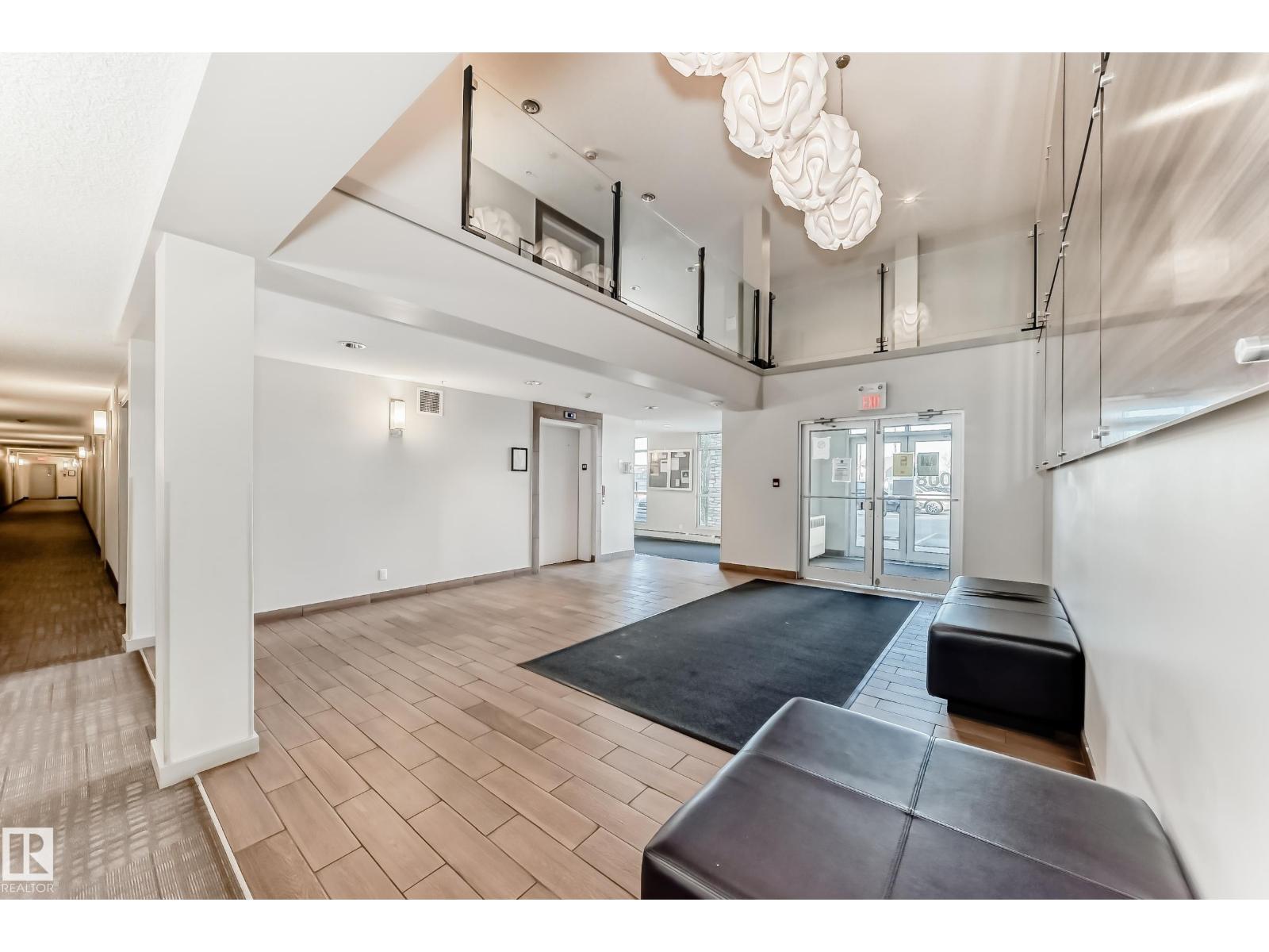 #303 4008 SAVARYN DR SW