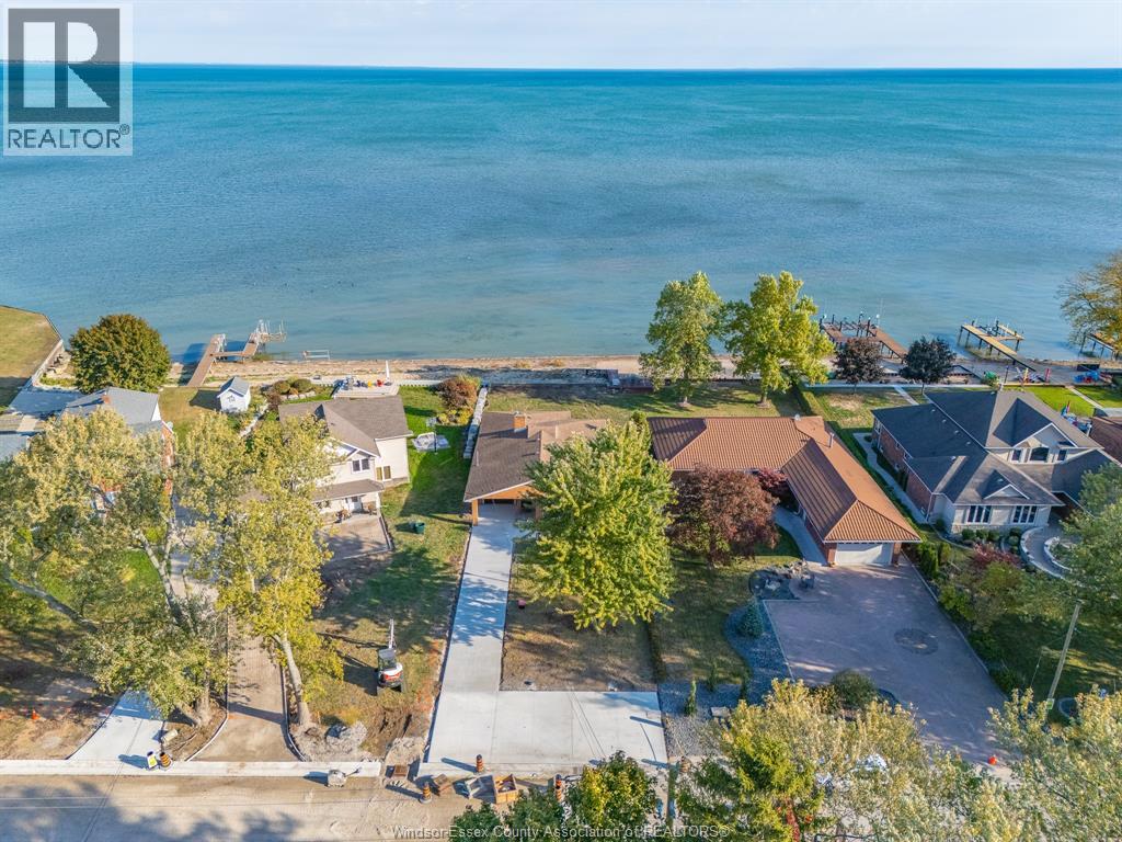 13918 RIVERSIDE E Drive, Tecumseh ON Real Estate Listing | exitrealty.com®