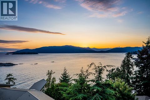 5134 PITCAIRN PLACE West Vancouver BC V7W1L8