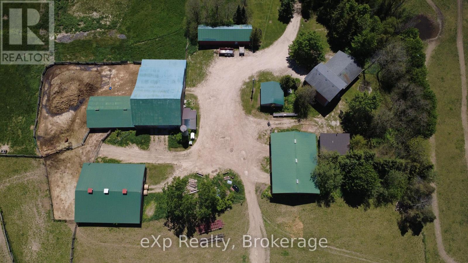 601177 8 SIDE ROAD