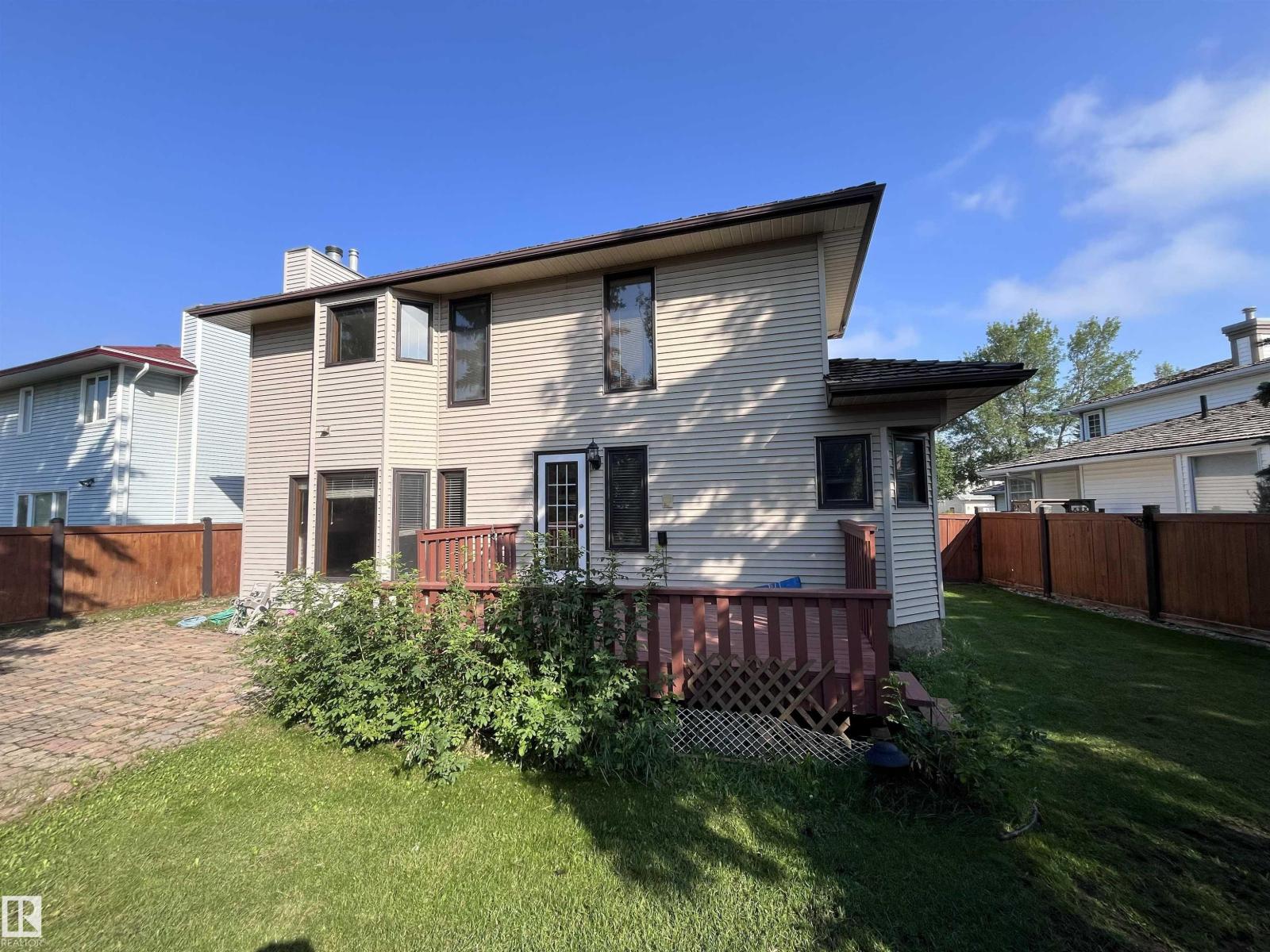 507 BURTON CL NW