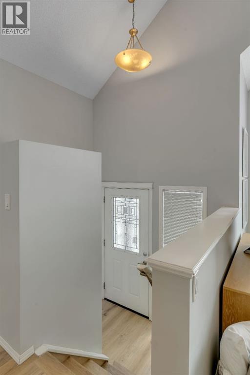 41 Saddlefield Drive NE