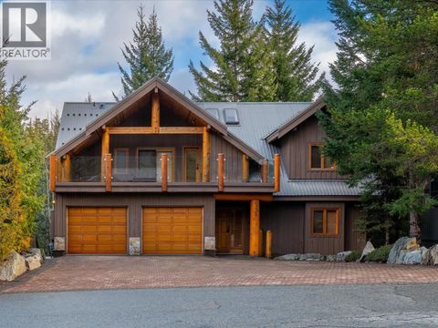 6238 PALMER DRIVE Whistler BC V8E0C7