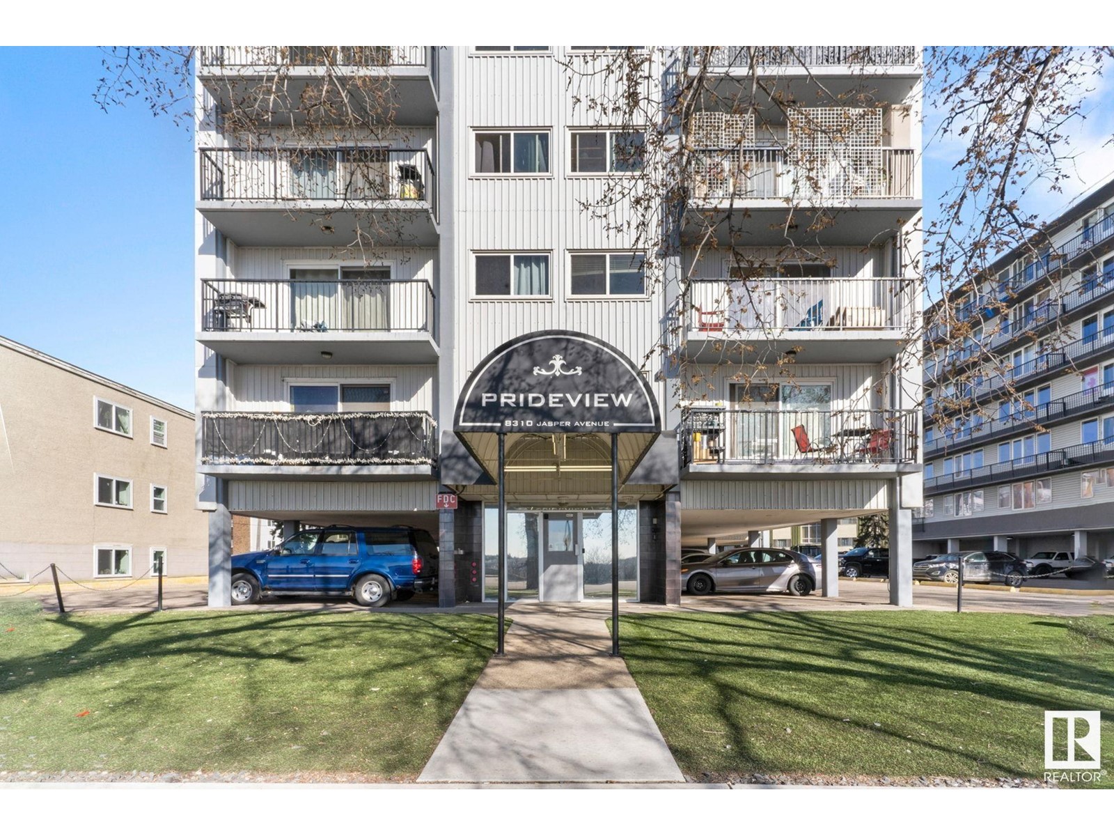 #306 8310 JASPER AV NW