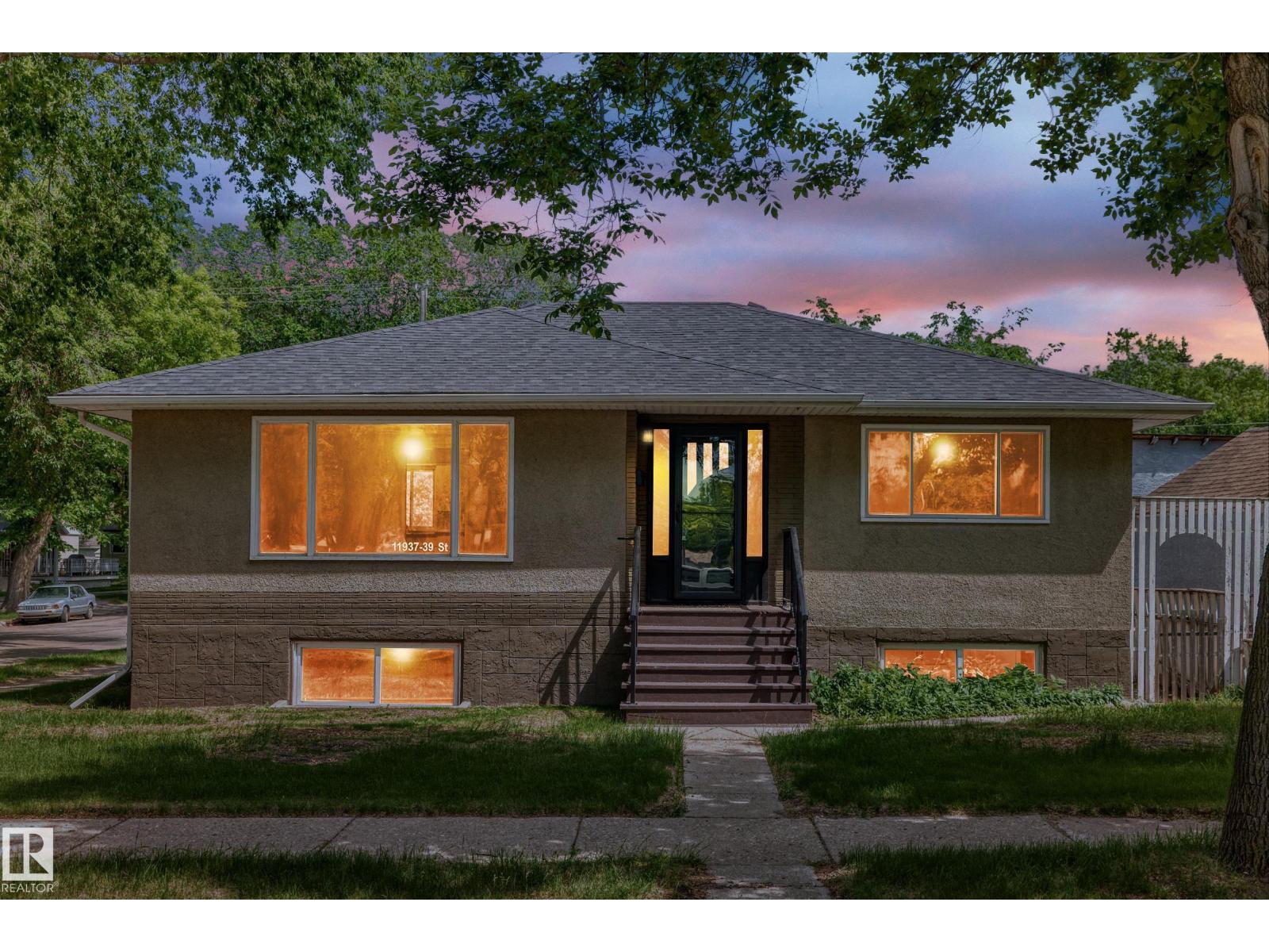 11937 39 ST NW NW