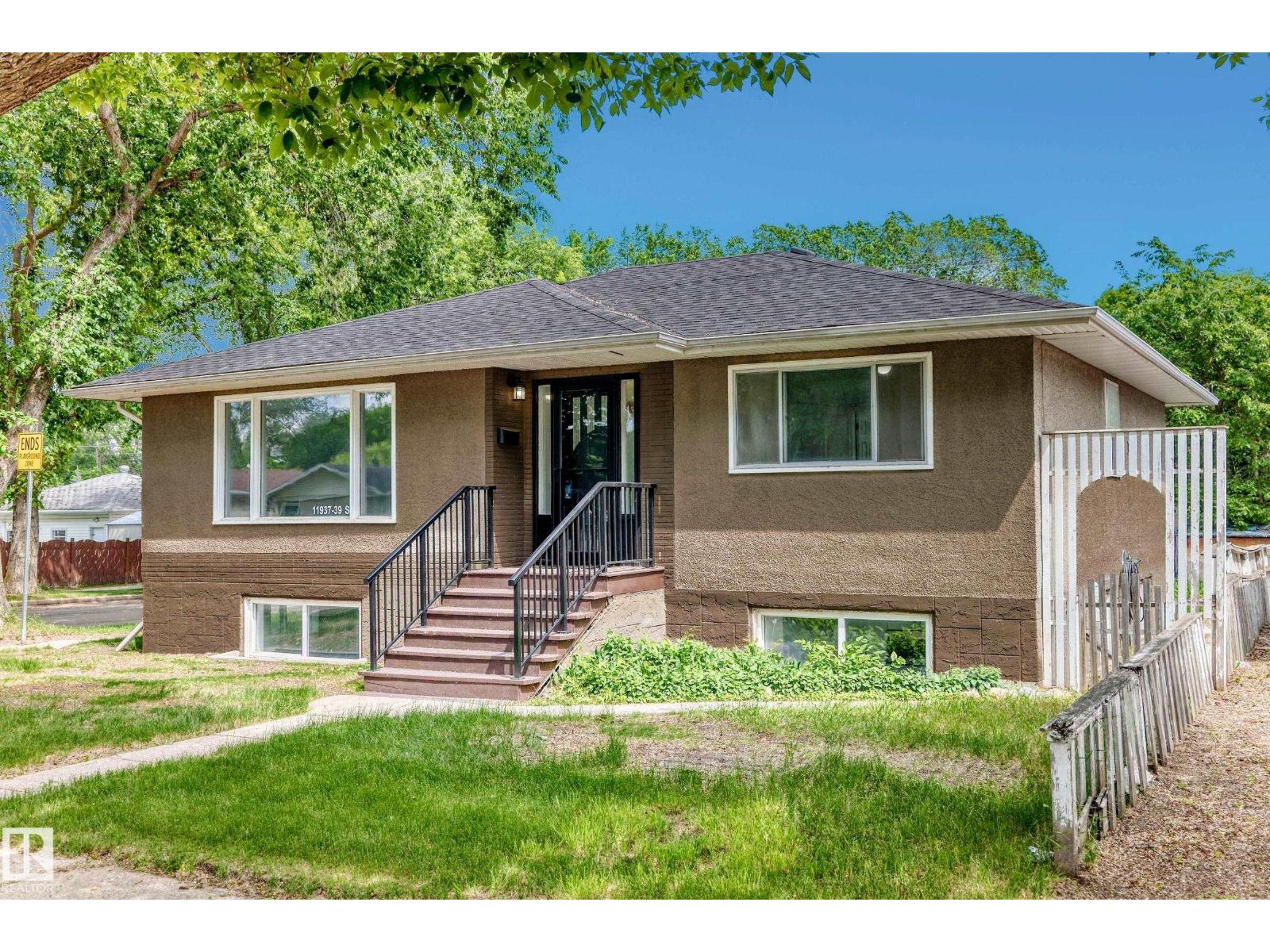 11937 39 ST NW NW