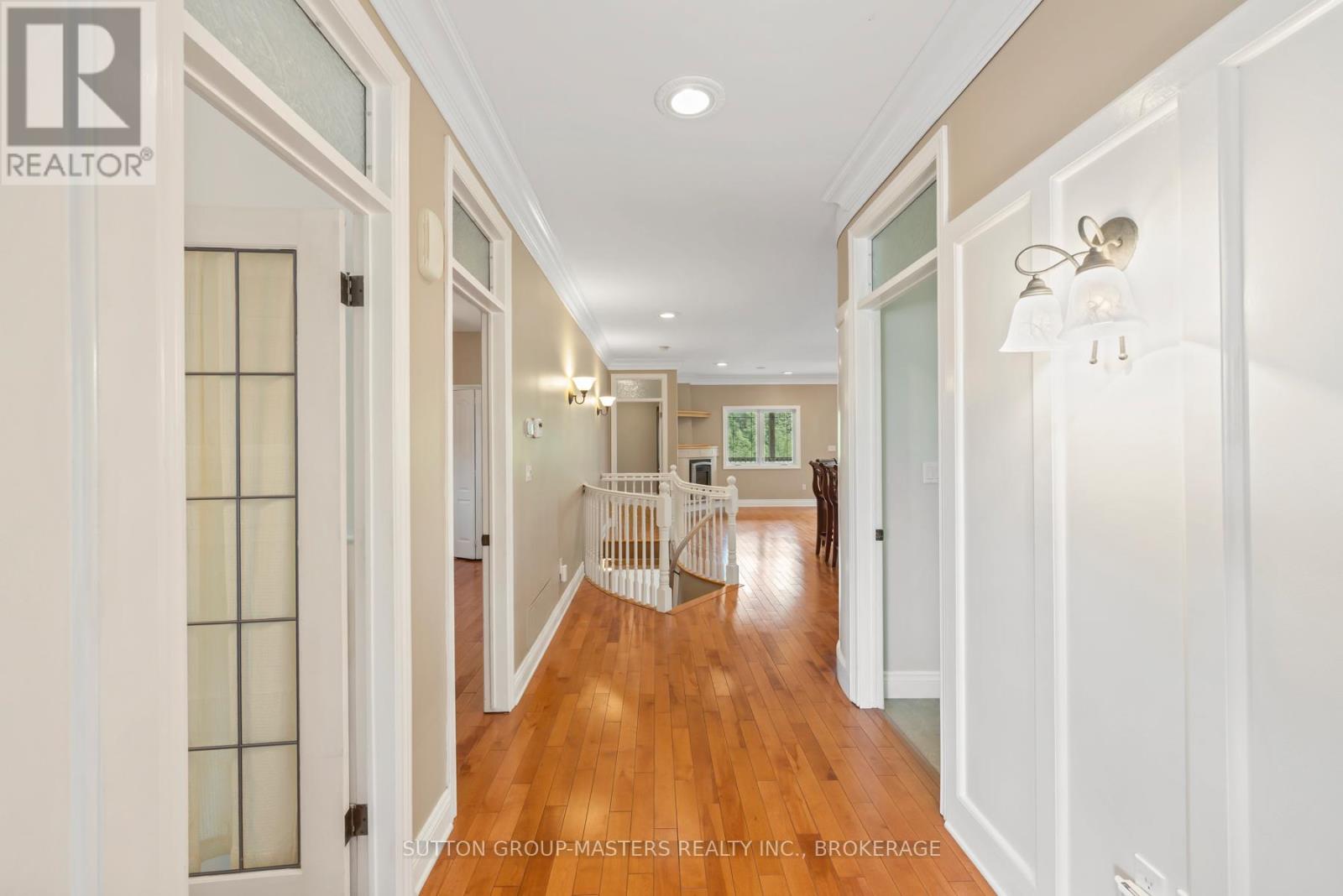 221 AMY LYNN DRIVE