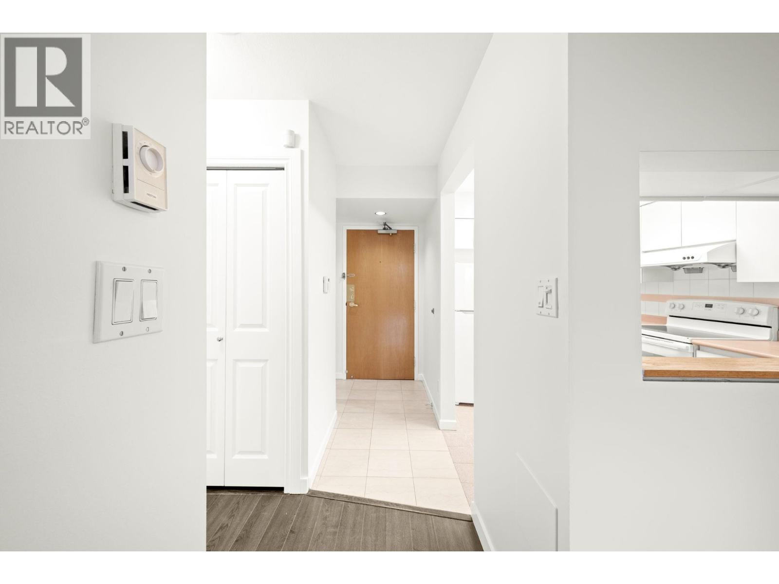 1101 9623 MANCHESTER DRIVE