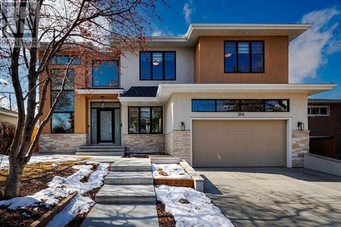 319 42 Street SW Calgary AB T3C1Y4
