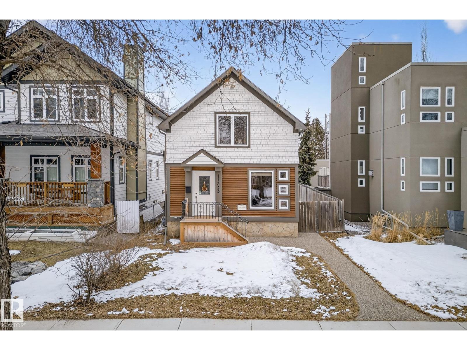 11343 67 ST NW