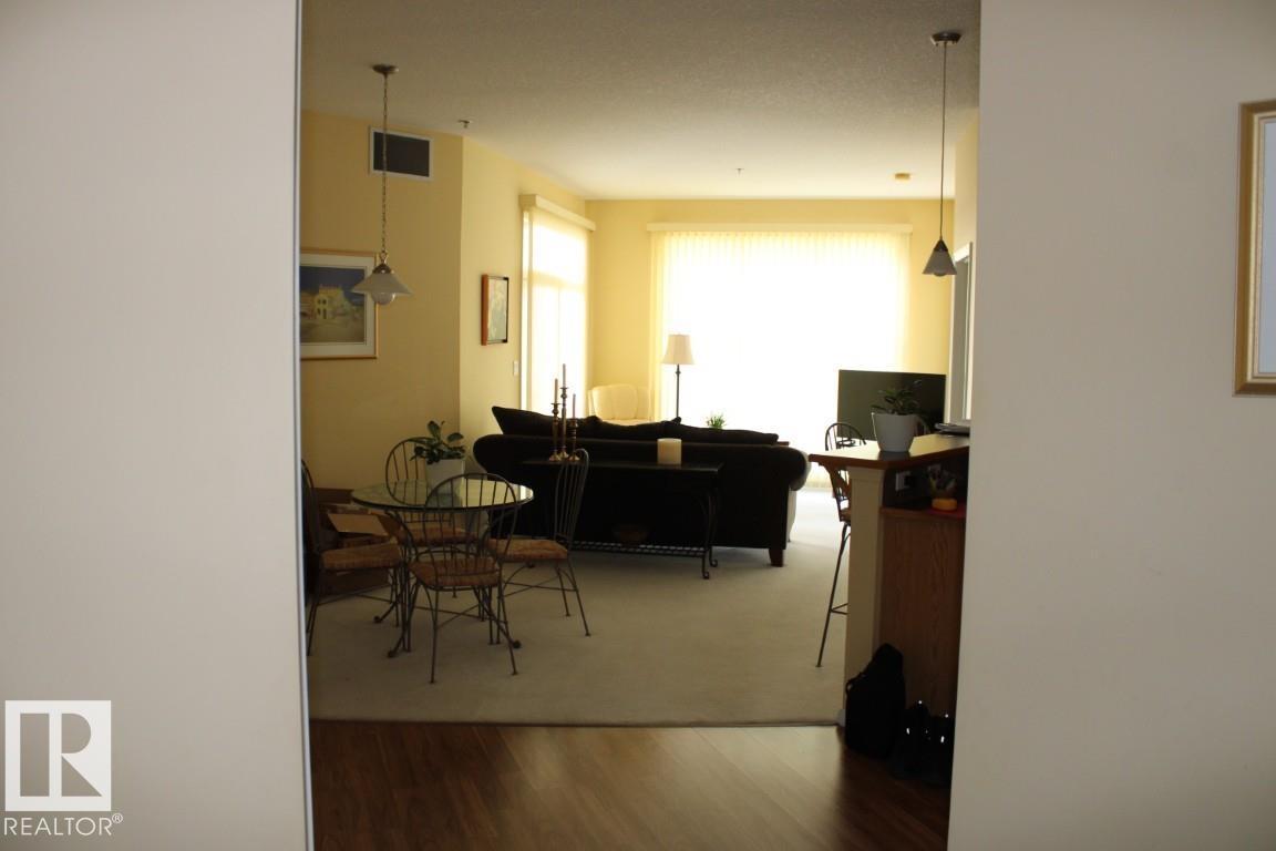 #330 4831 104A ST NW