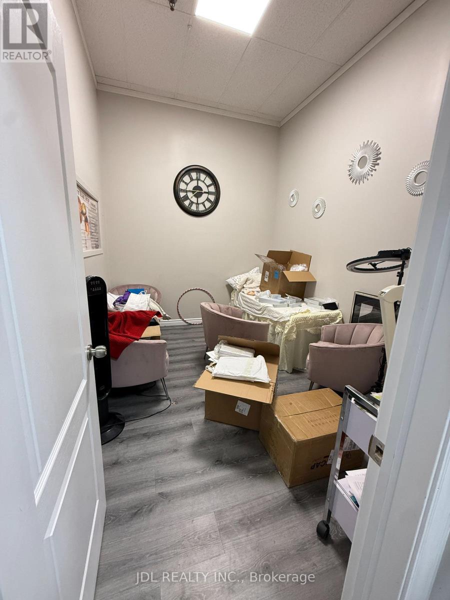 8 - 55 NUGGET AVENUE