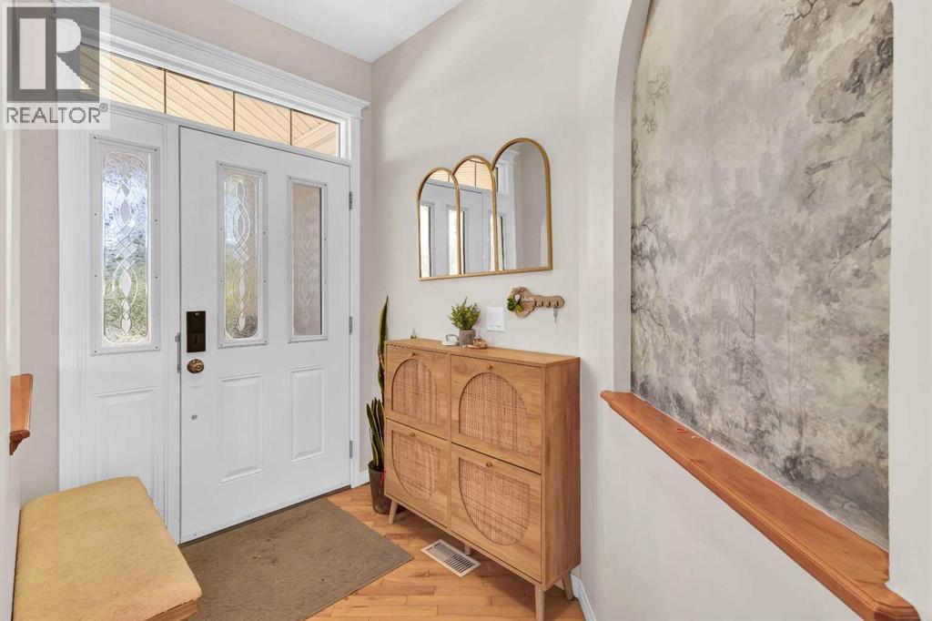 511 Cresthaven Place SW