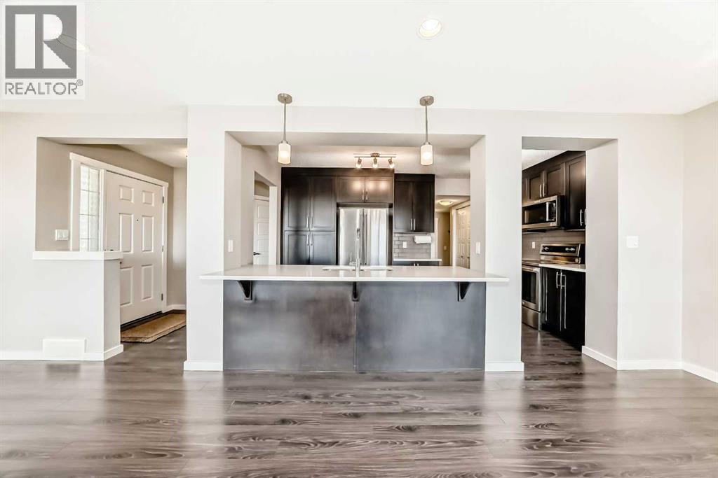 901, 2400 Ravenswood View SE