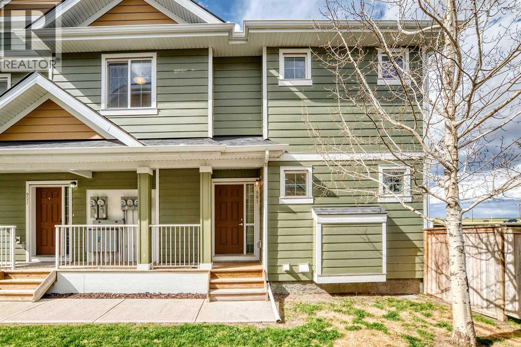 901, 2400 Ravenswood View SE